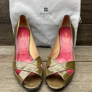 Vintage Kate Spade heels!! A true classic. Worn once. A khaki green color!!